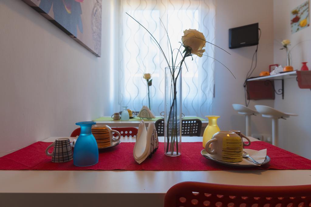 Central Avenue B&Bボローニャ エクステリア 写真